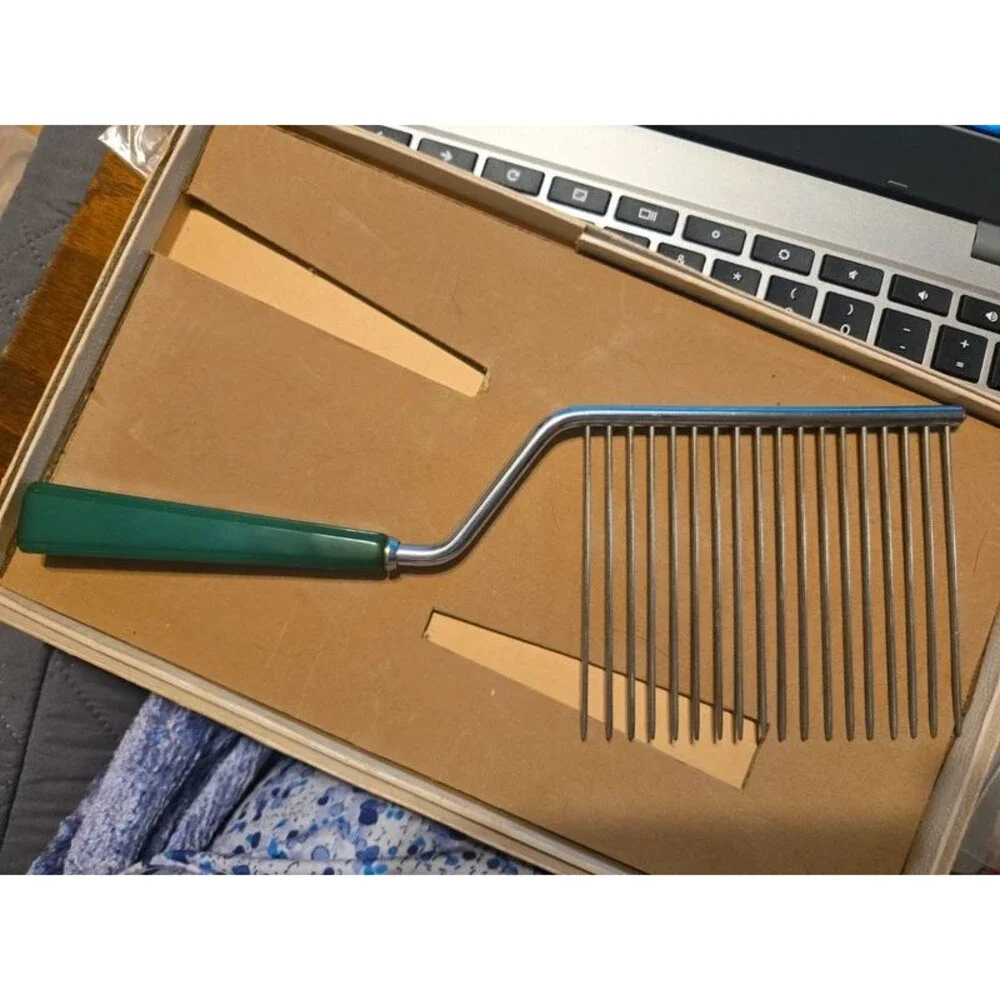 Vintage Mid-Century Cake Breaker / Cake Comb with Green Bakelite Handle